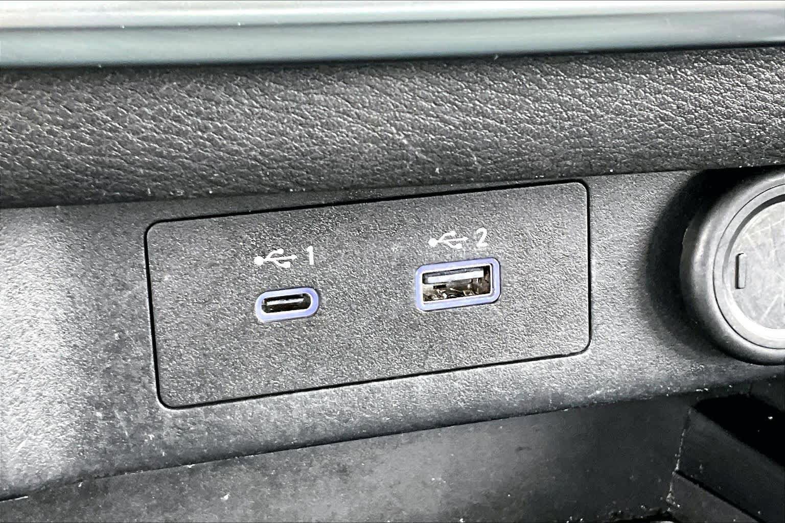 Certified 2023 Nissan Rogue SV FWD image 35