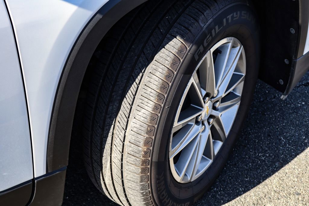 Used 2023 Chevrolet Traverse LT w/ LPO, Floor Liner Package image 44