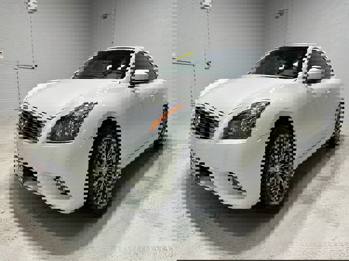 Used 2011 INFINITI G37 Sport image 15