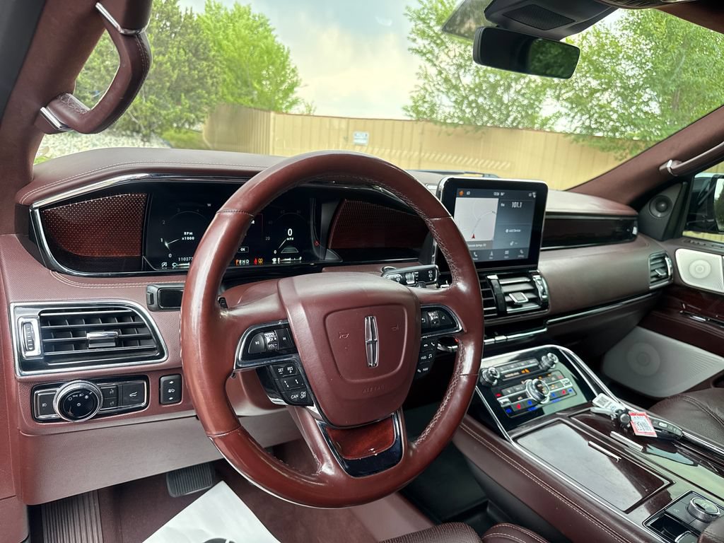 Used 2018 Lincoln Navigator Black Label AWD/4WD image 13