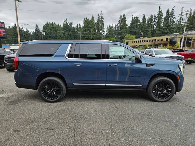 New 2026 GMC Yukon XL Denali w/ Denali Reserve Package AWD/4WD image 6