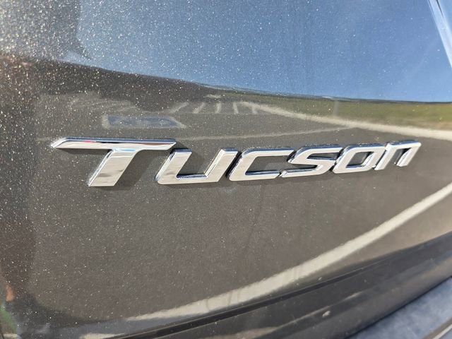 Used 2023 Hyundai Tucson SE image 12