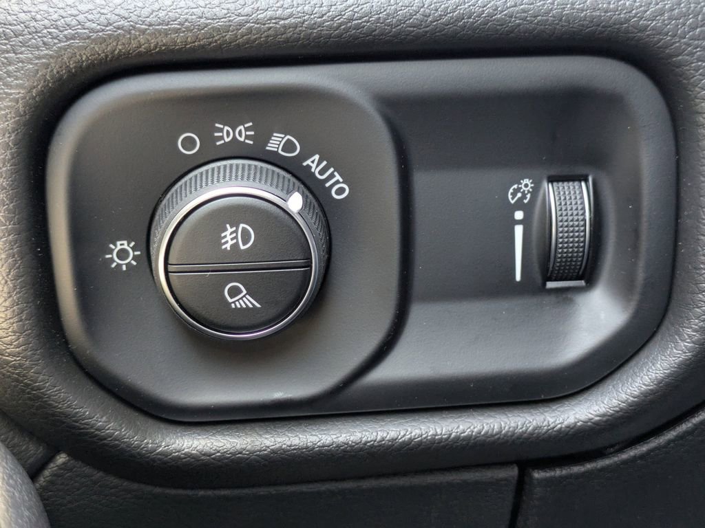New 2025 RAM 2500 Tradesman image 27