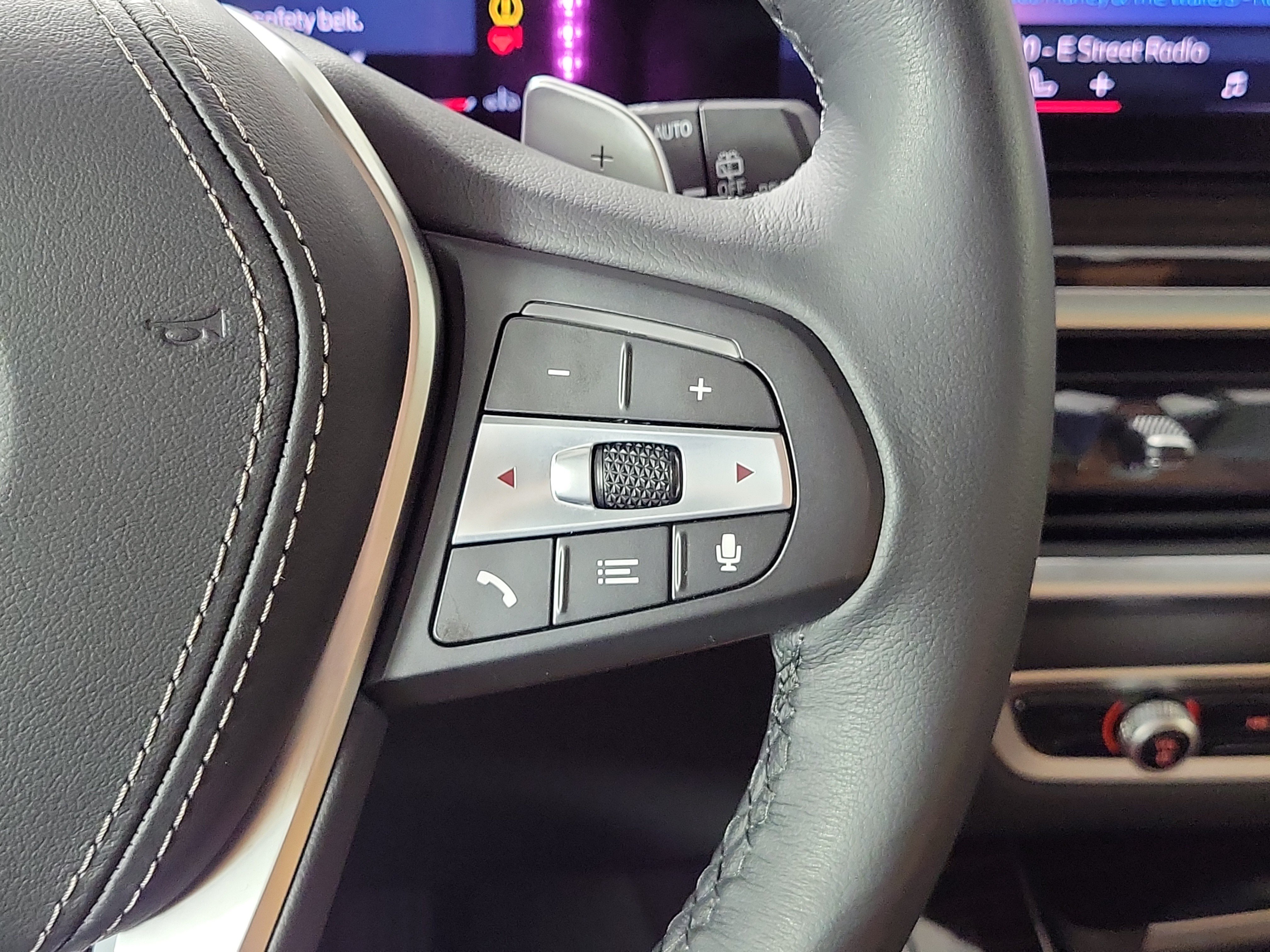 Certified 2025 BMW X5 xDrive40i AWD/4WD image 14