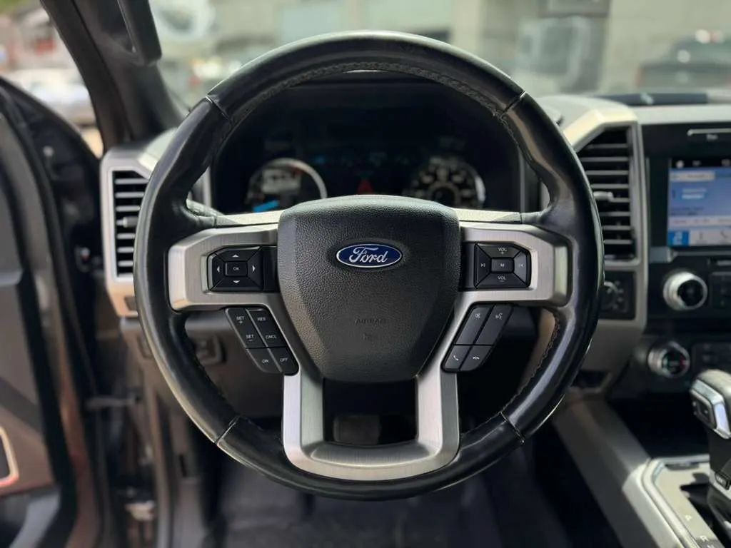 Used 2019 Ford F150 Platinum AWD/4WD image 17