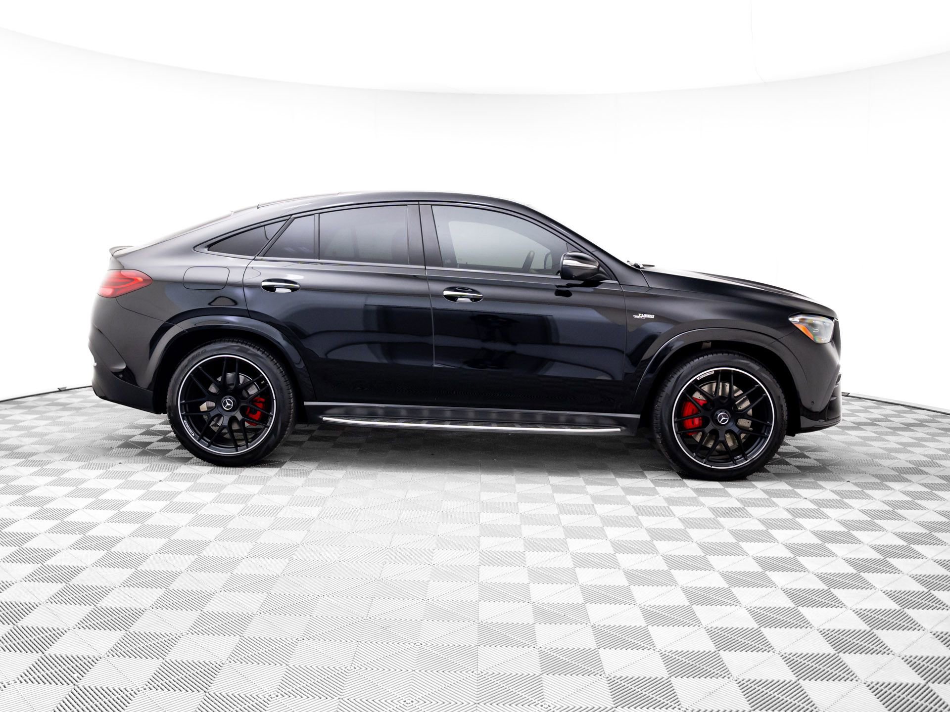 Used 2024 Mercedes-Benz GLE 53 AMG 4MATIC Coupe image 7