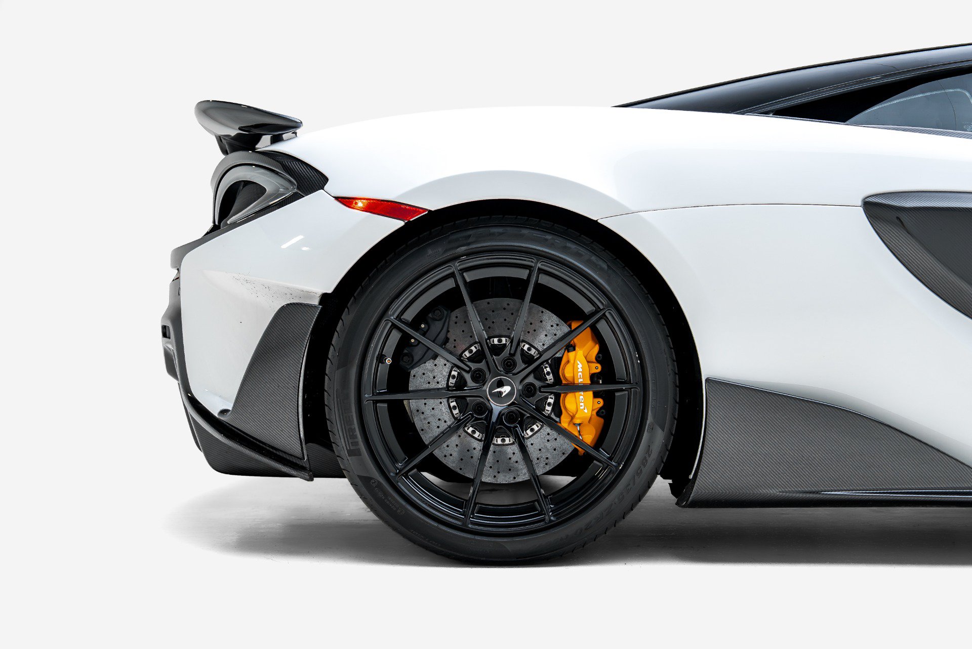 Used 2019 McLaren 600LT RWD image 15