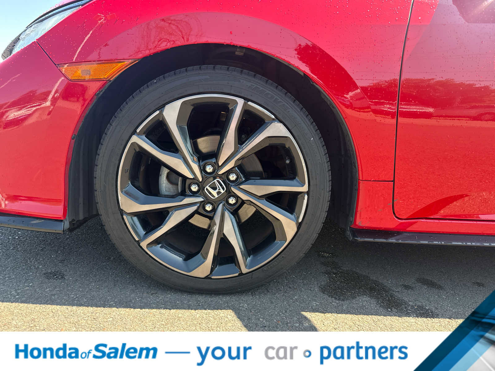 Used 2018 Honda Civic Sport Touring image 9