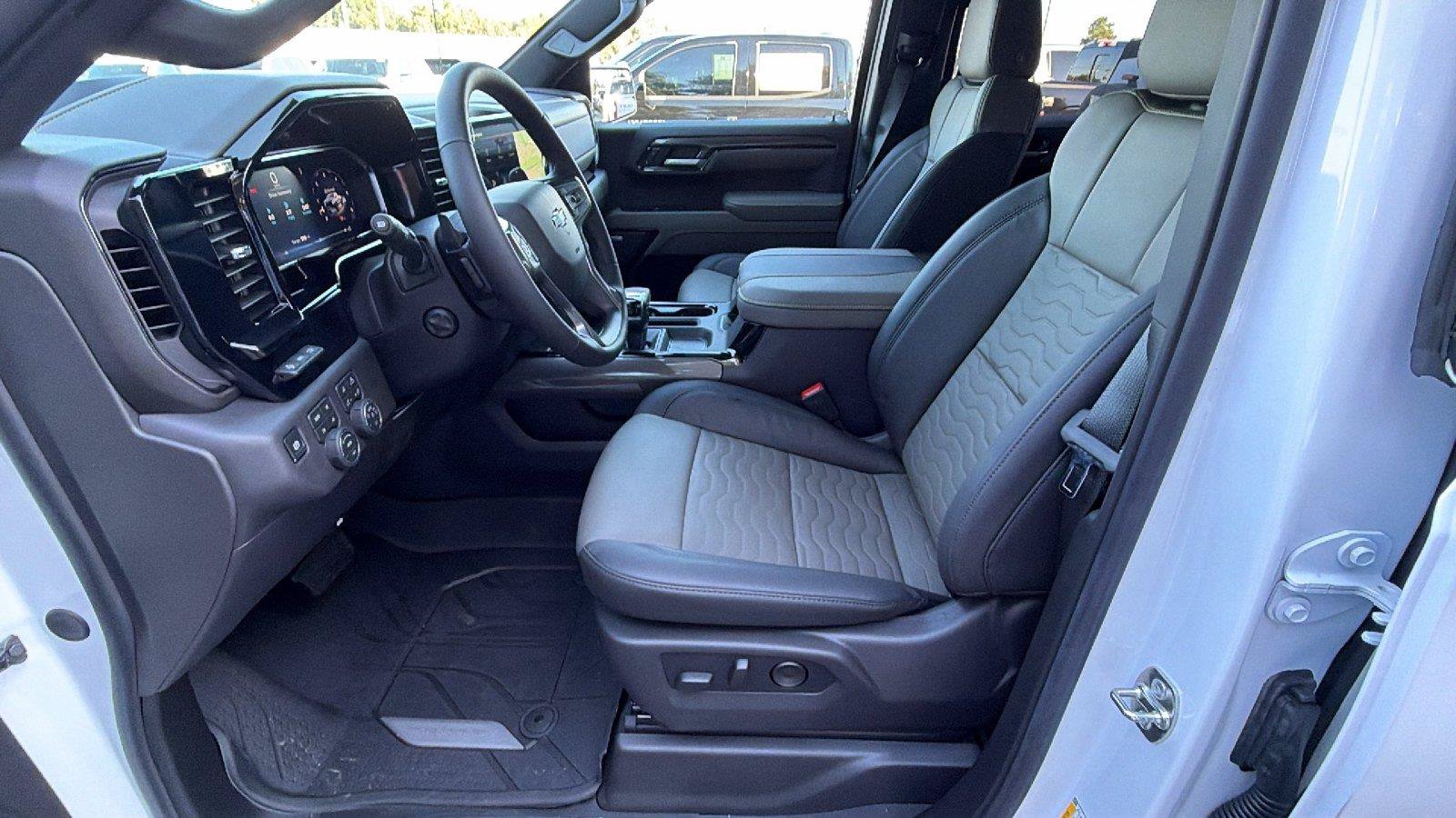 New 2026 Chevrolet Silverado 1500 ZR2 AWD/4WD image 17