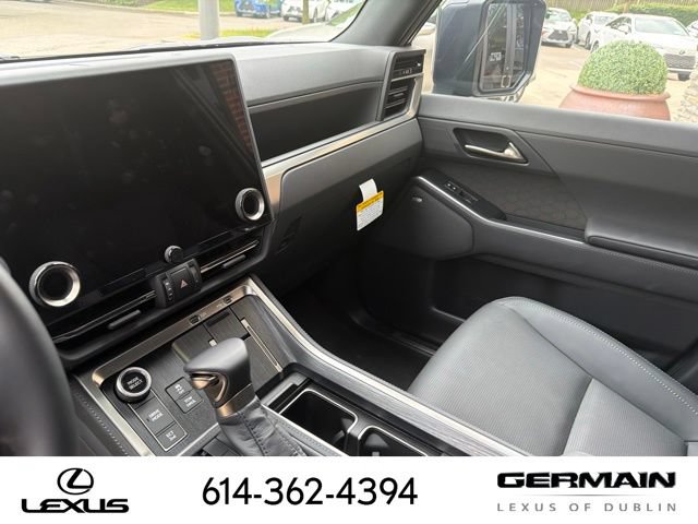 Used 2025 Lexus GX 550 AWD/4WD image 6