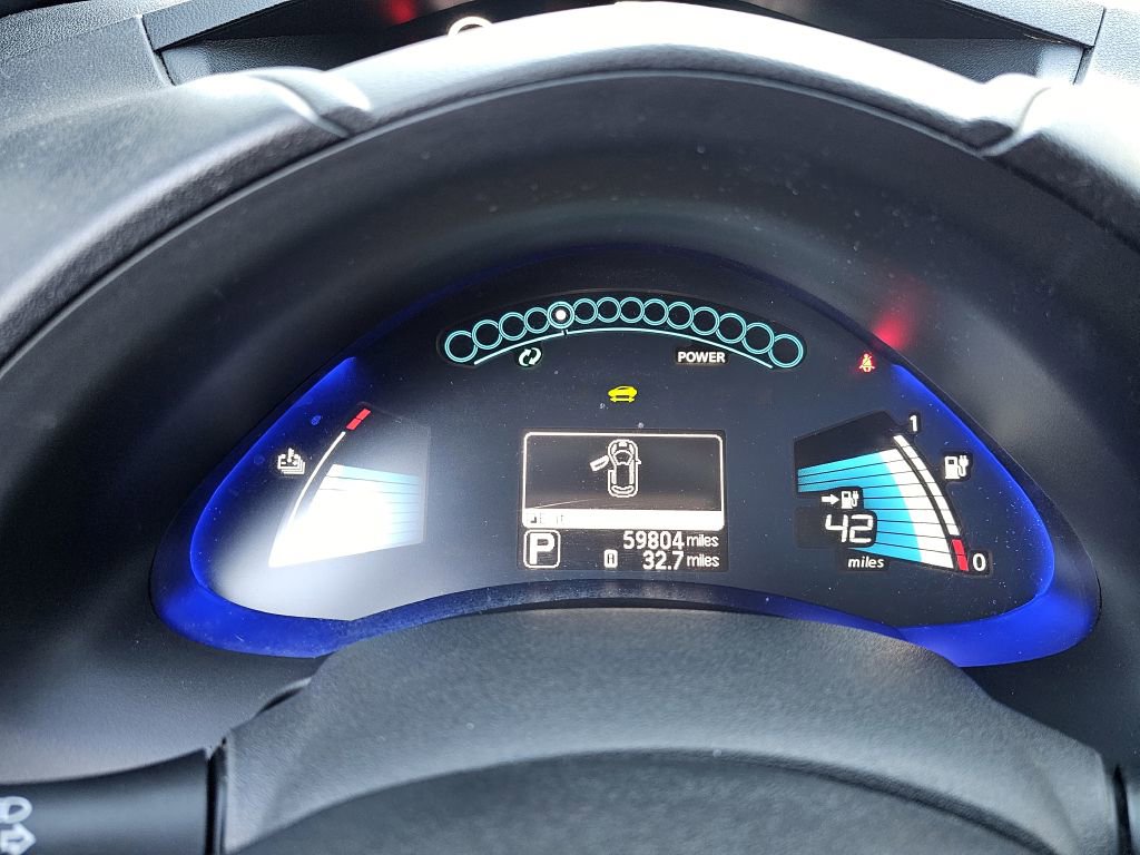 Used 2013 Nissan Leaf S w/ Charger Pkg FWD image 14