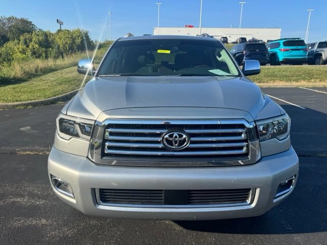 Used 2020 Toyota Sequoia Platinum AWD/4WD image 8