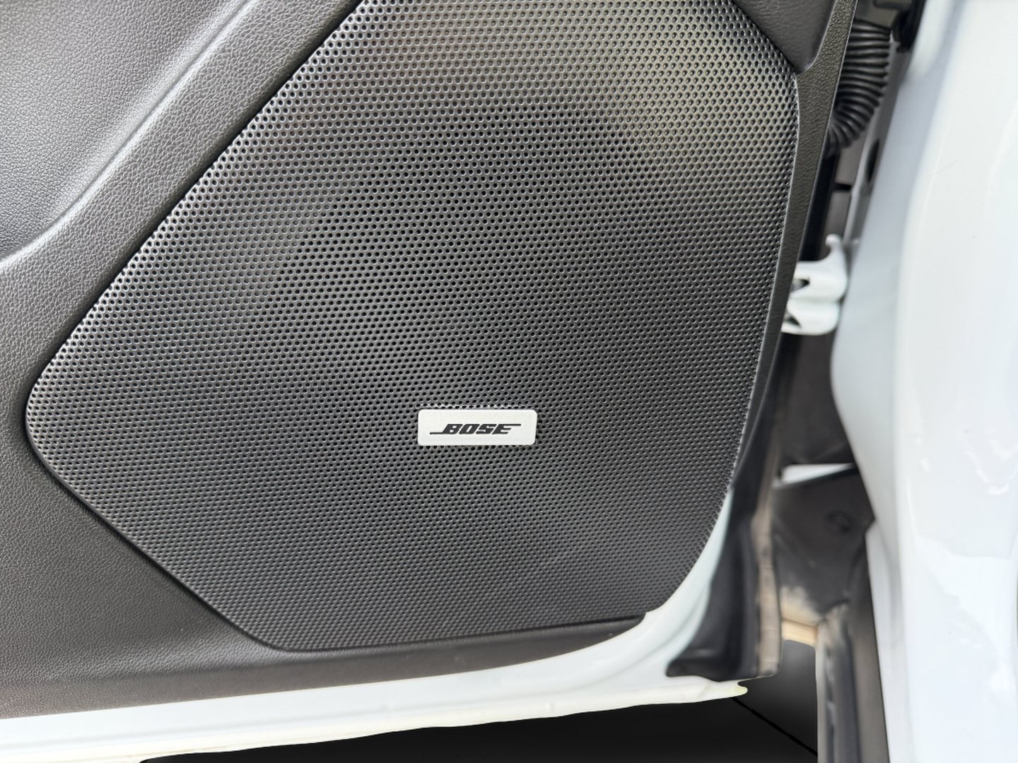 Used 2024 Cadillac XT6 Sport w/ LPO, Floor Liner Package AWD/4WD image 28