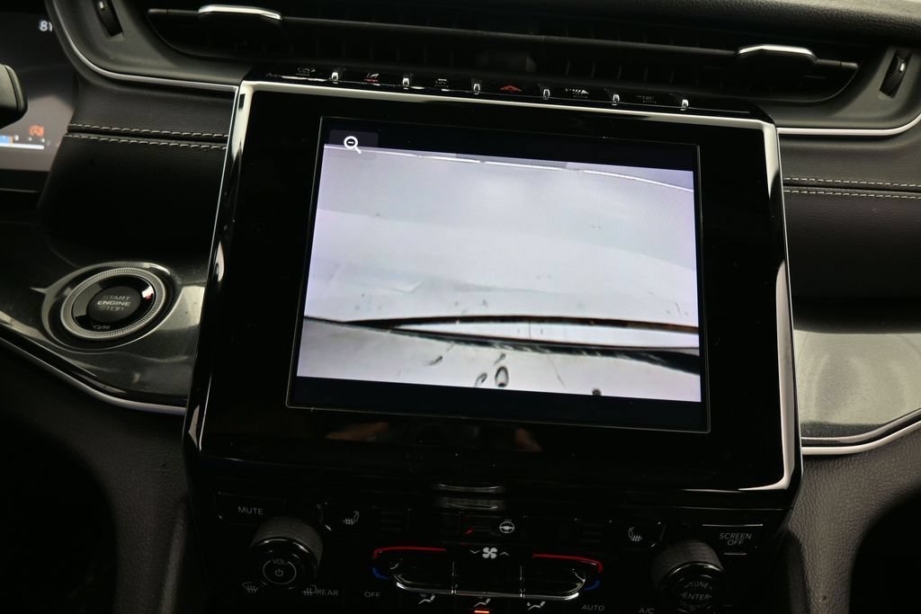Used 2022 Jeep Grand Cherokee L Laredo RWD image 22