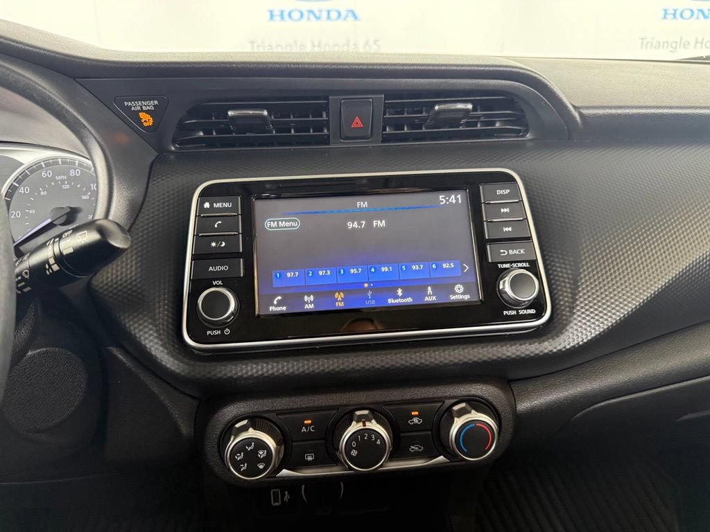 Used 2022 Nissan Kicks S FWD image 16