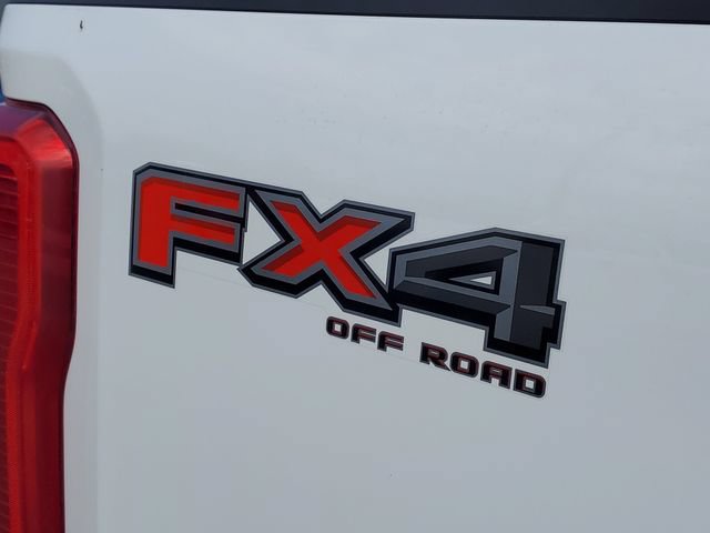 Used 2024 Ford F250 XLT w/ FX4 Off-Road Package AWD/4WD image 8