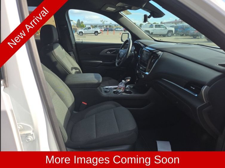 Used 2023 Chevrolet Traverse LT FWD image 14