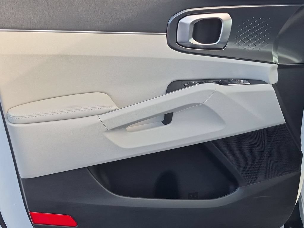New 2026 Kia Sorento S w/ S Panoramic Sunroof Package FWD image 23