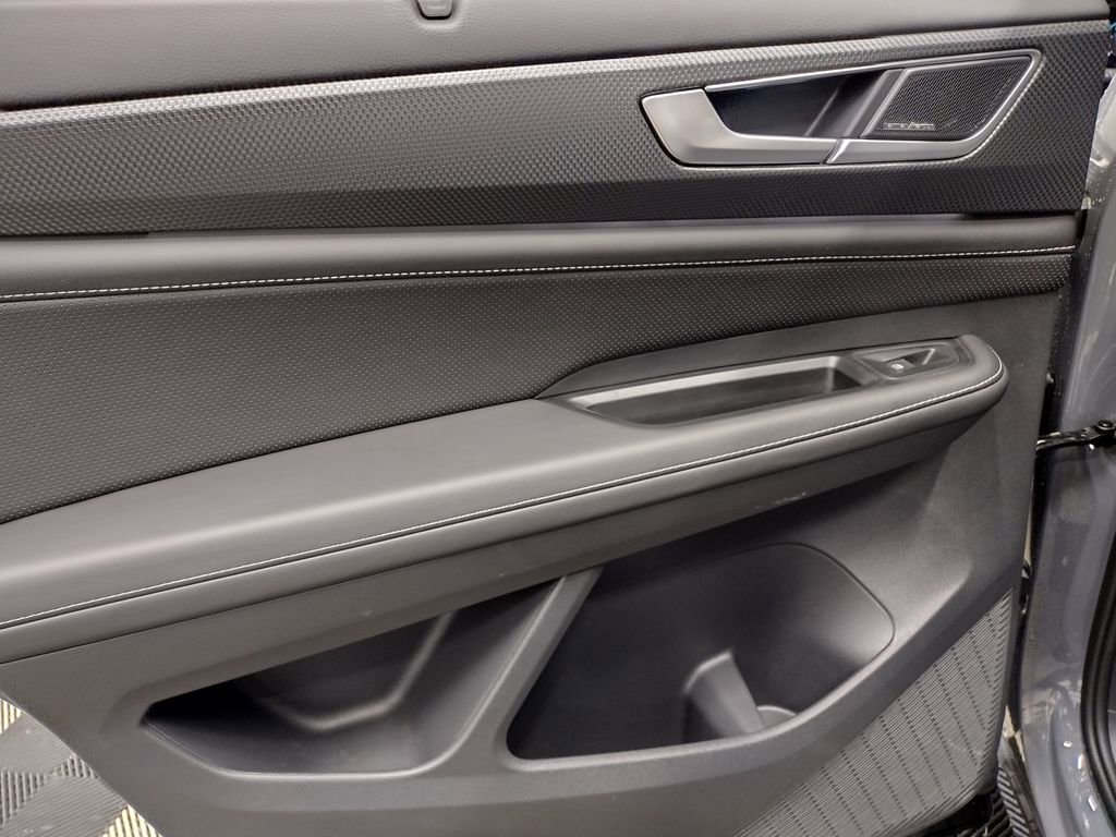 New 2026 Volkswagen Atlas Cross Sport SEL Premium R-Line image 26