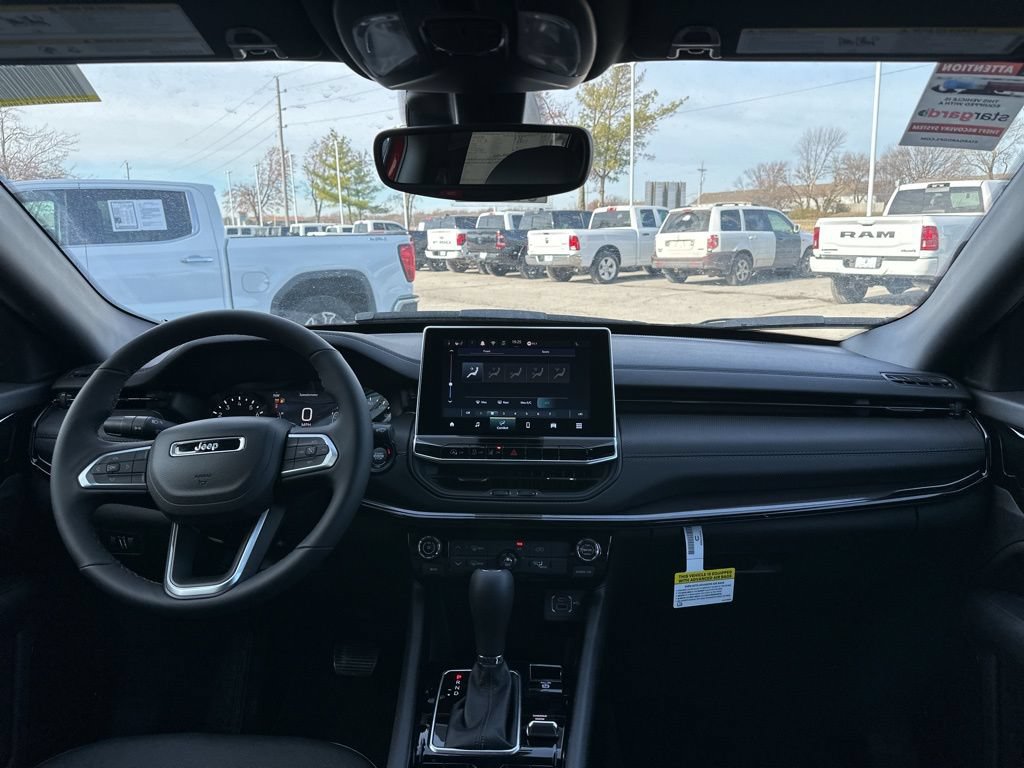 New 2026 Jeep Compass Latitude AWD/4WD image 2