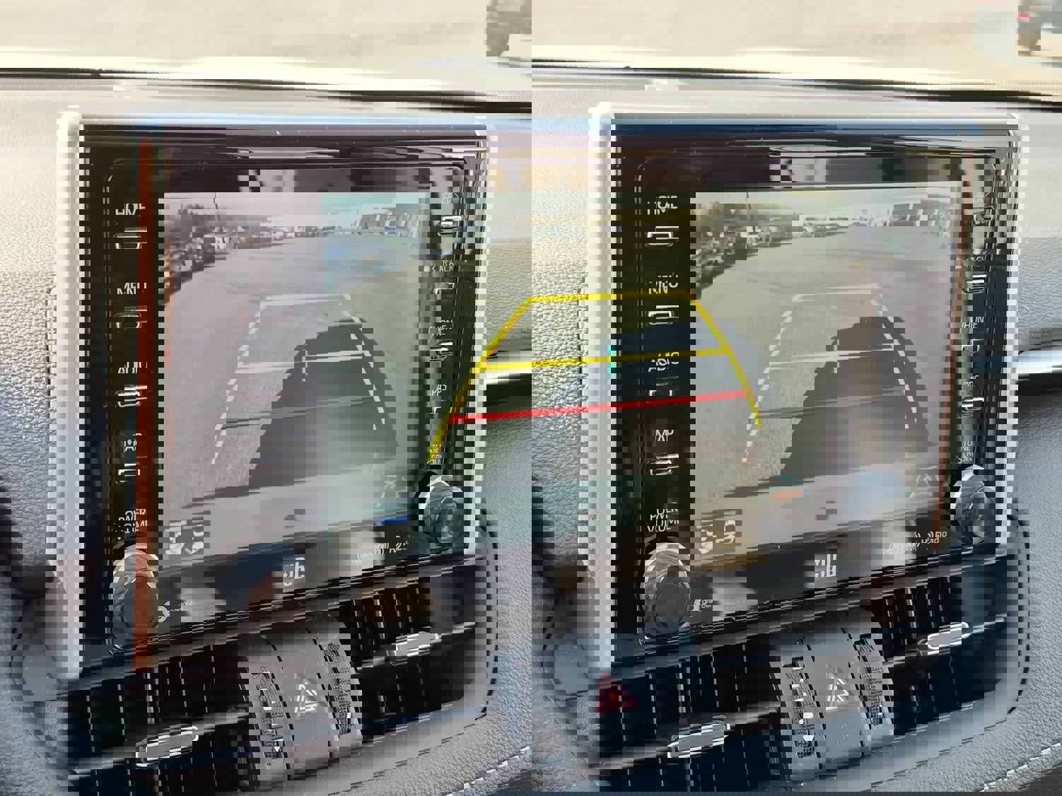 Used 2021 Toyota RAV4 Limited image 14