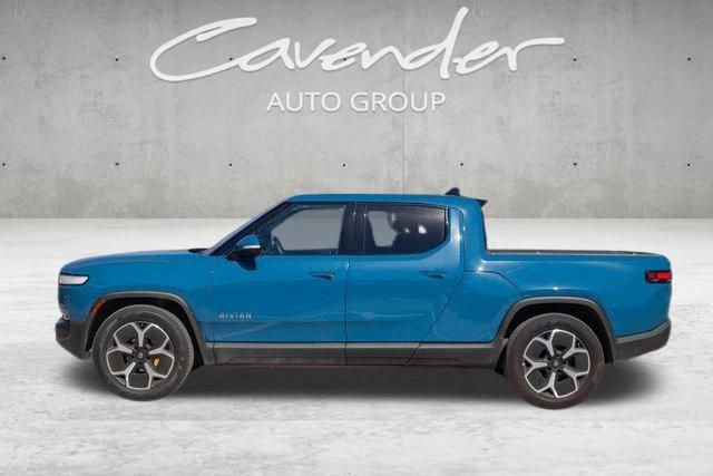 Used 2022 Rivian R1T Adventure image 4