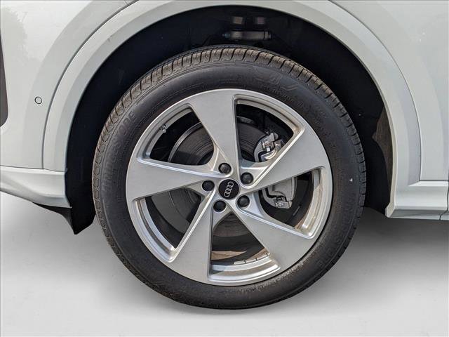New 2025 Audi Q5 Premium Plus image 9
