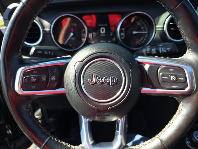 Used 2023 Jeep Wrangler Unlimited Sahara w/ Cold Weather Group image 18