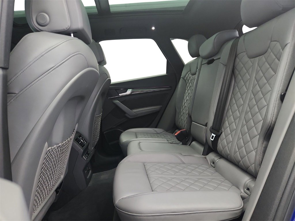 Used 2021 Audi SQ5 Prestige w/ Prestige Package image 22