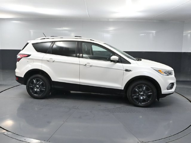 Used 2018 Ford Escape Titanium AWD/4WD image 2