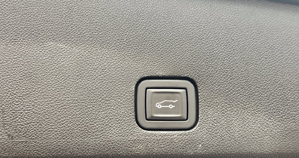 Used 2024 Cadillac XT6 Sport w/ Platinum Package AWD/4WD image 20