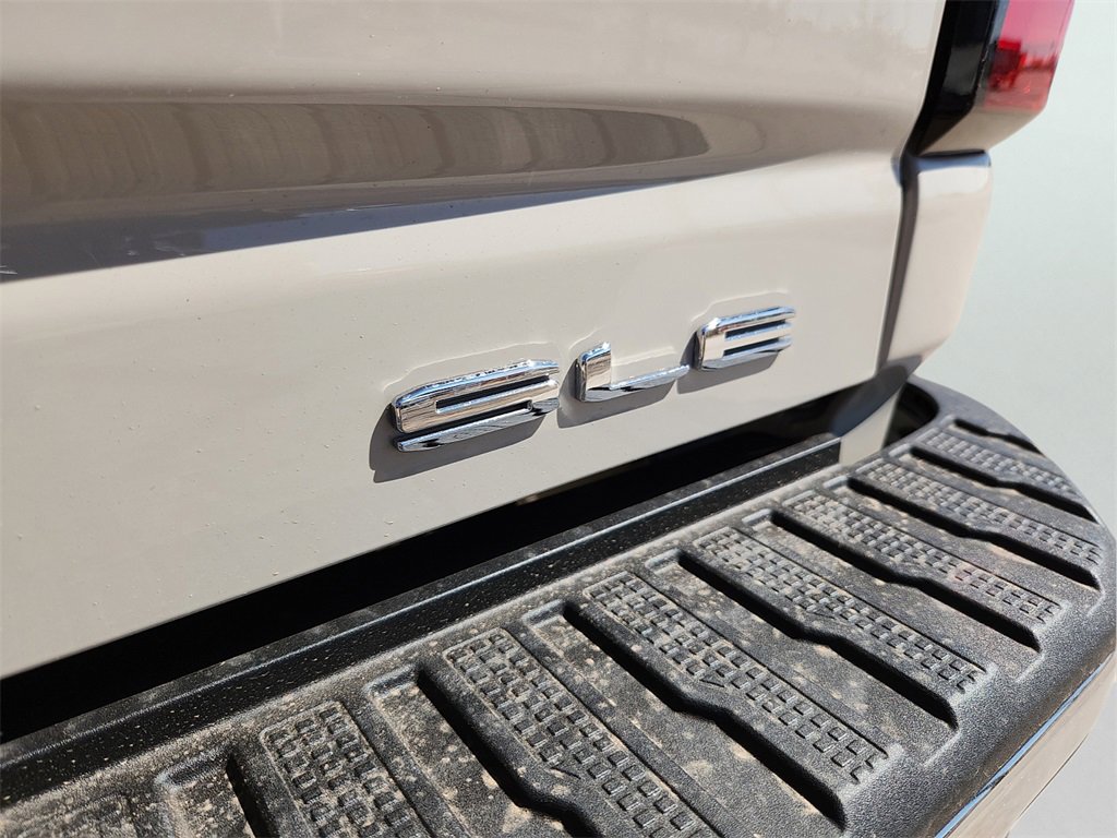 New 2026 GMC Sierra 3500 SLE image 14