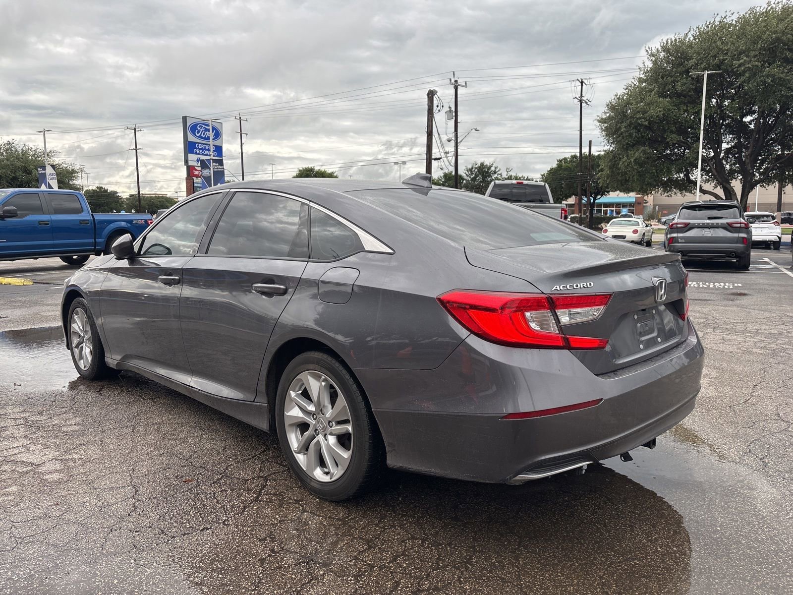 Used 2020 Honda Accord LX image 5