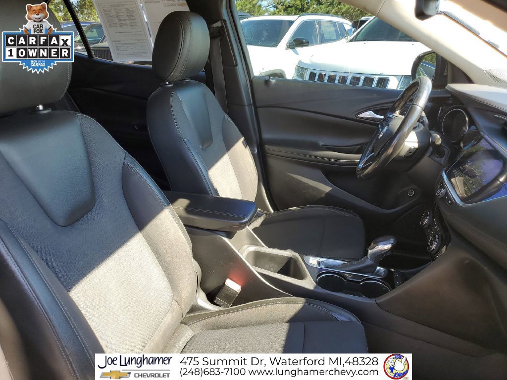 Used 2020 Buick Encore GX Select w/ Sport Touring Package FWD image 28