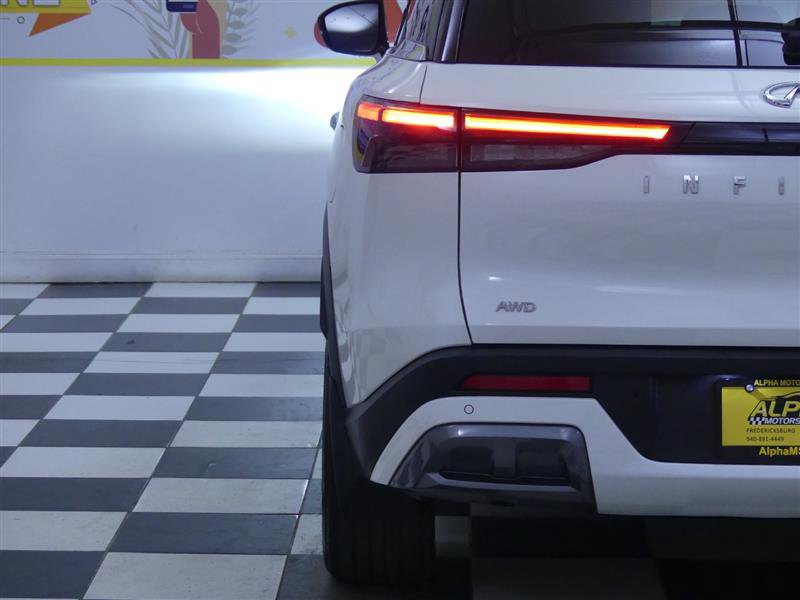 Used 2023 INFINITI QX60 Sensory image 35