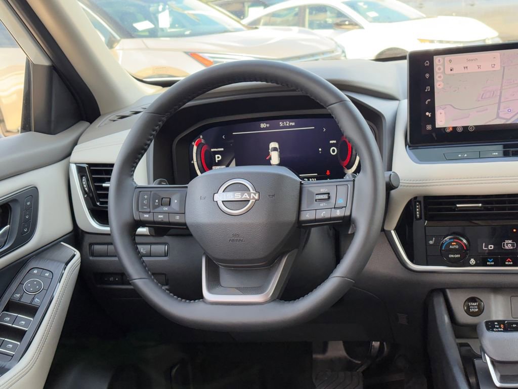 Used 2025 Nissan Rogue SL w/ SL Premium Package image 24