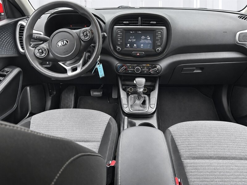 Used 2020 Kia Soul S FWD image 8