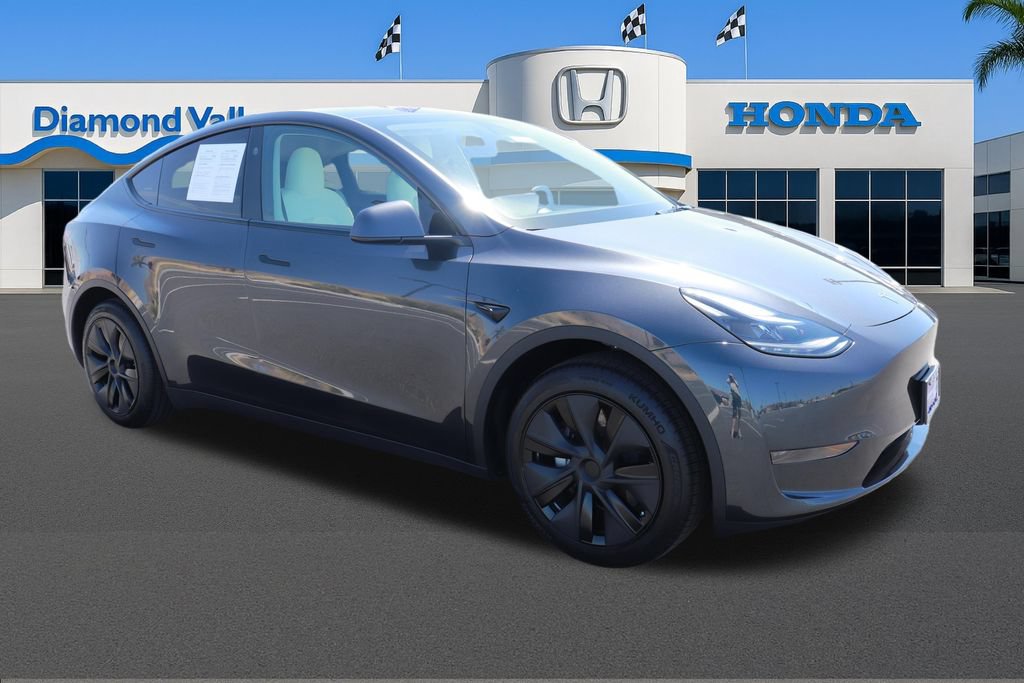 Used 2025 Tesla Model Y Long Range RWD 360° Tour
