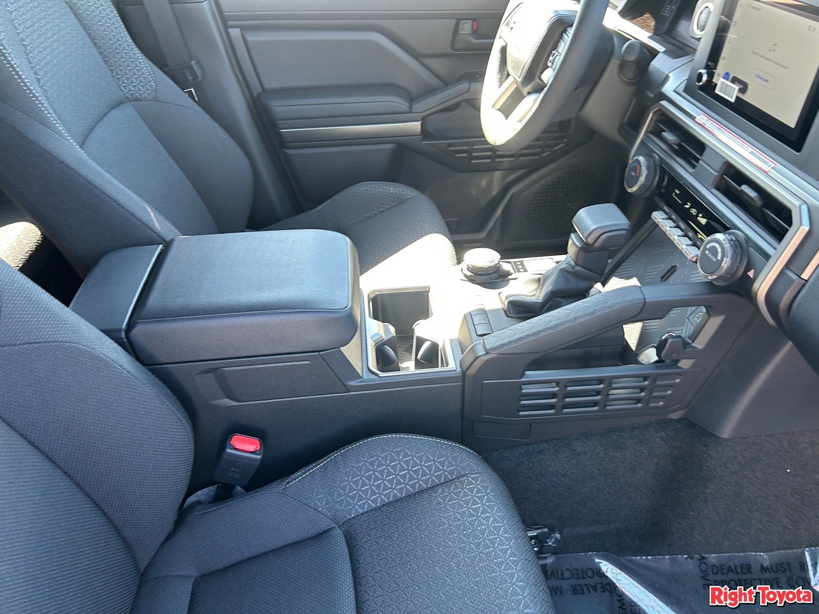 New 2026 Toyota 4Runner SR5 AWD/4WD image 13