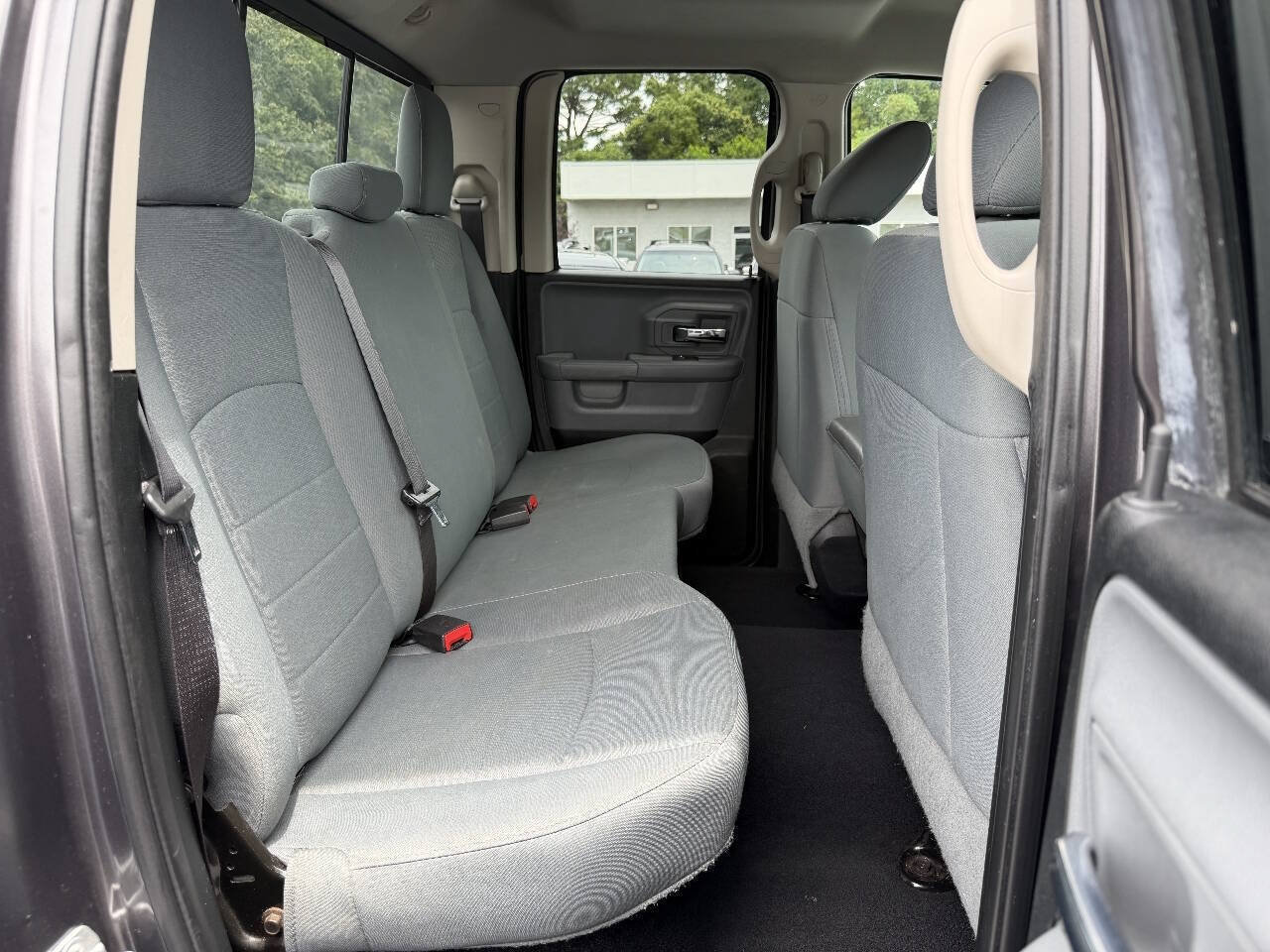 Used 2017 RAM 1500 Classic SLT AWD/4WD image 15