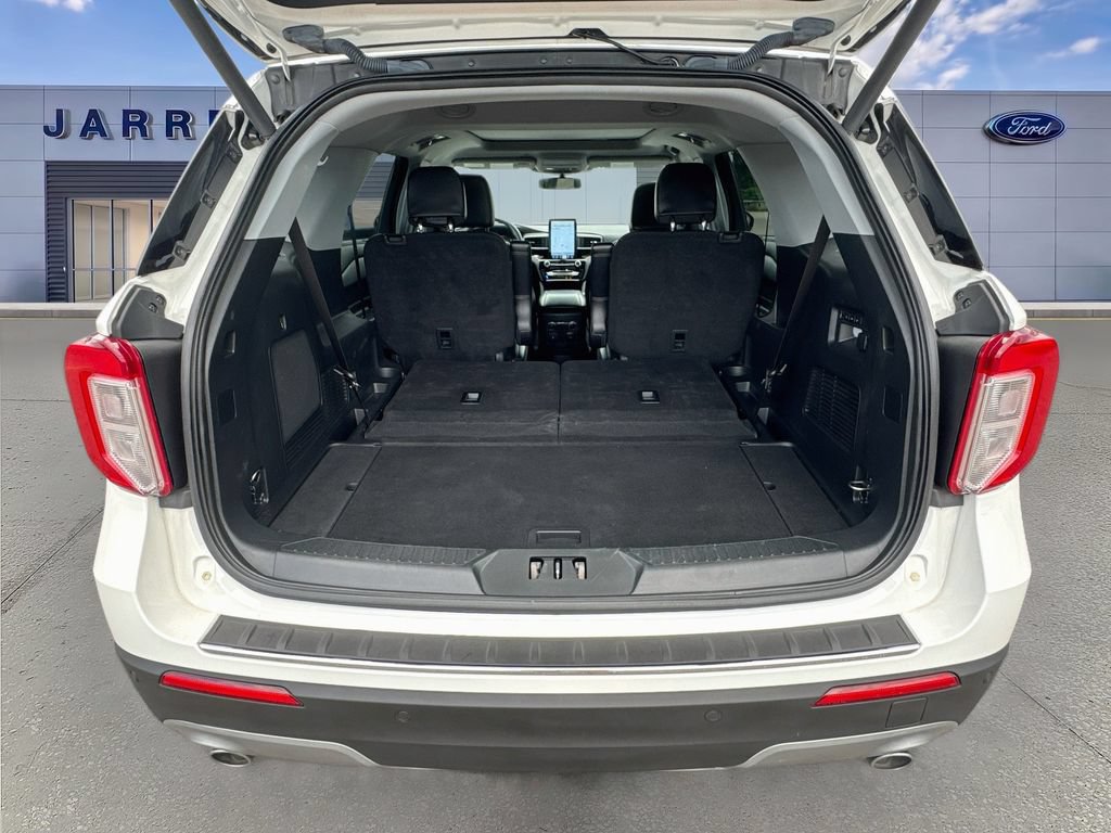 Certified 2023 Ford Explorer Limited w/ Limited Technology Package RWD image 27