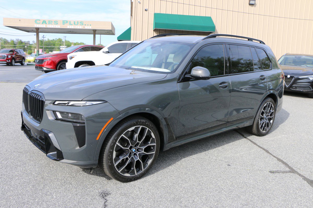 Used 2026 BMW X7 xDrive40i w/ Executive Package image 1