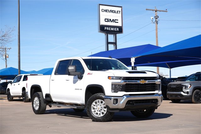 Used 2024 Chevrolet Silverado 2500 LT image 1