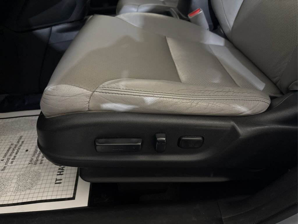 Used 2015 Honda CR-V EX-L image 38