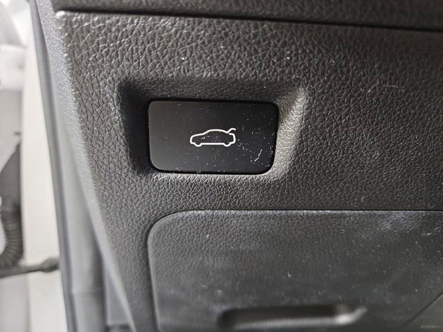 Certified 2023 Kia K5 GT-Line image 30