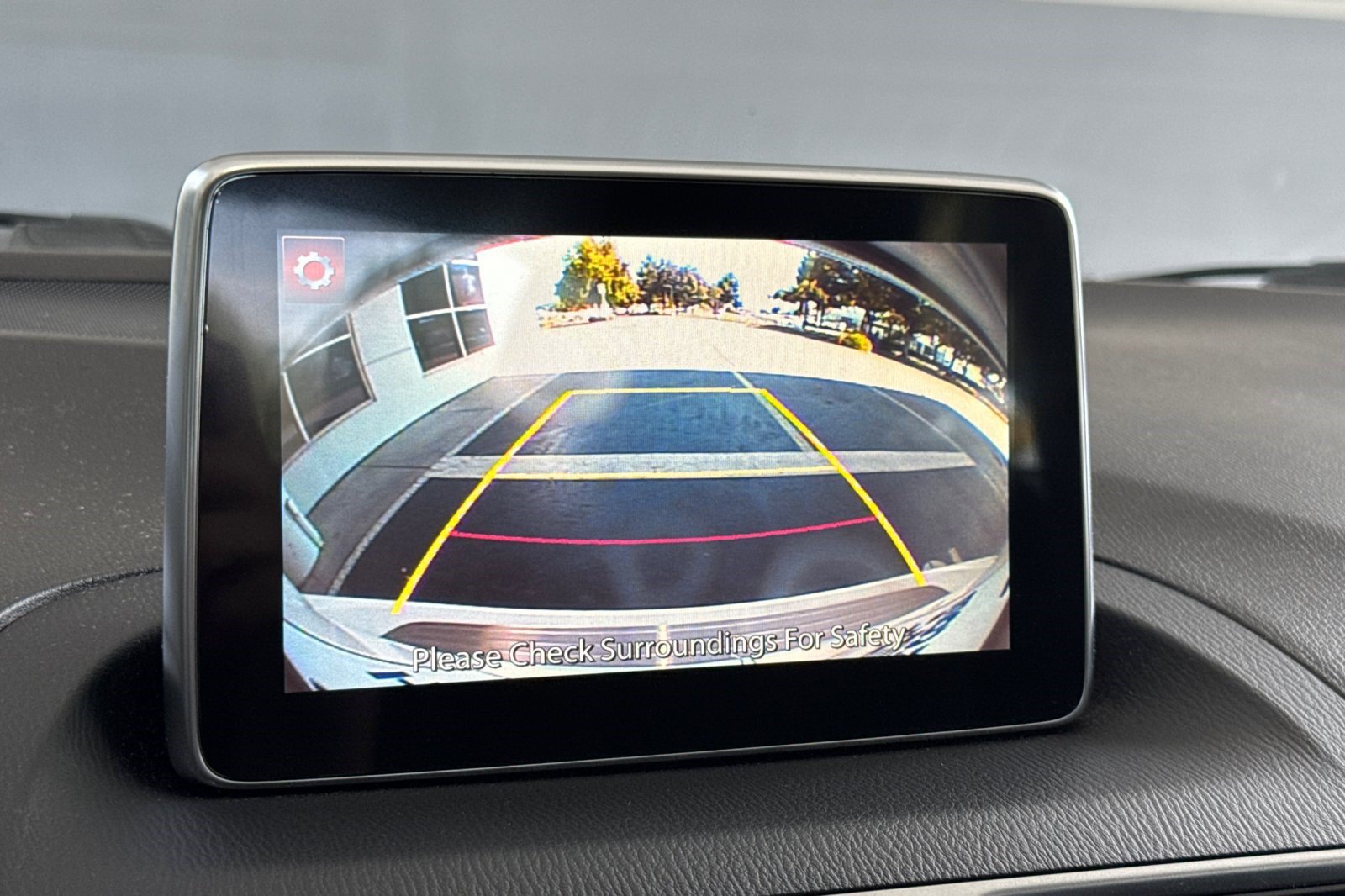Used 2014 MAZDA MAZDA3 i Touring w/ Technology Package FWD image 24