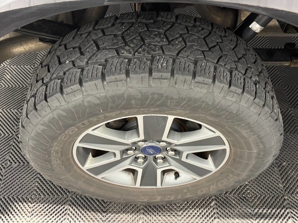 Used 2016 Ford F150 XLT w/ Equipment Group 302A Luxury image 42