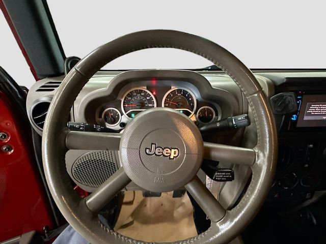 Used 2010 Jeep Wrangler Unlimited Sport image 12