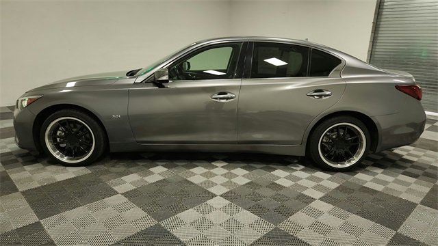 Used 2018 INFINITI Q50 Luxe w/ Essential Package (3.0T Luxe) image 4