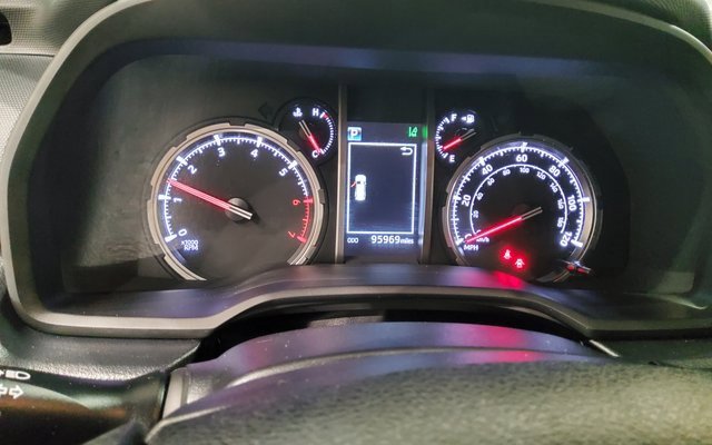 Used 2022 Toyota 4Runner TRD Off-Road Premium image 32